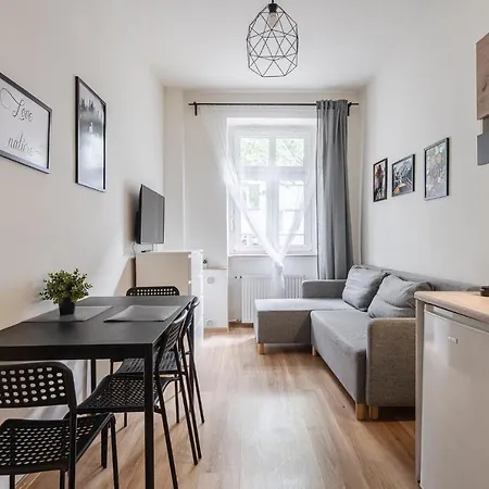 Rentplanet - Nadodrze Breslavia