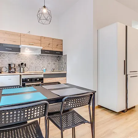 Rentplanet - Nadodrze Apartmán *