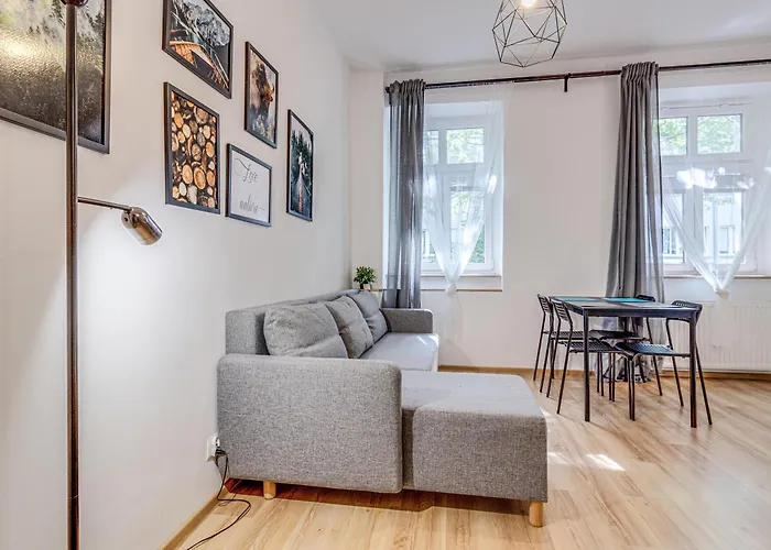 Rentplanet - Nadodrze Lägenhet *